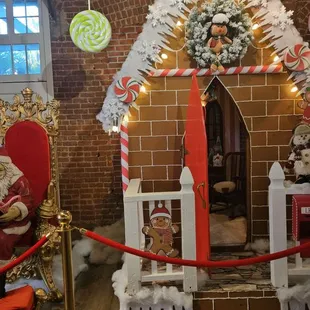 Santa   house in the South Pole (Riverside)