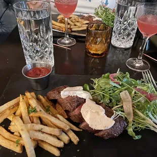 Steak and Pomme Fritz