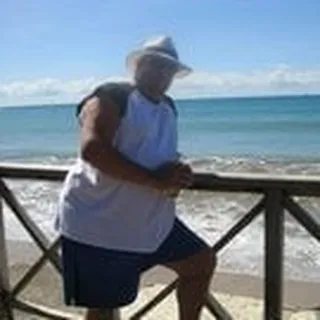Mike M.