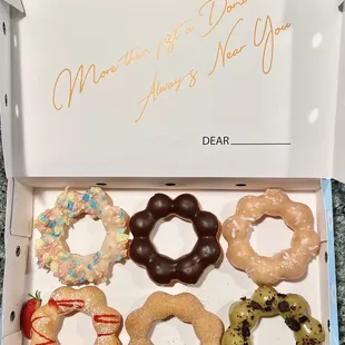 Fruity pebbles, chocolate, guava, funnel cake, cinnamon and mochi.