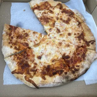 Cheese pizza