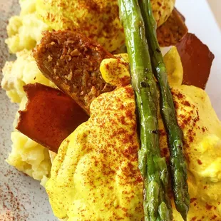 V&apos;eggs Benny