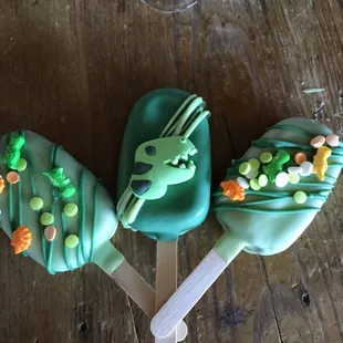 Cake-sicles!!