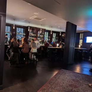 Inside facing bar