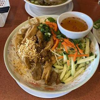 Lemongrass Chicken Rice Noodle