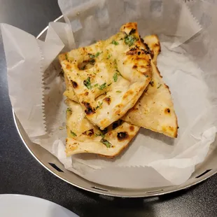 Garlic naan