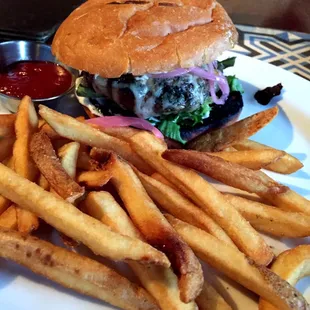 My dream date! Only thing missing this time was the to die for onion jam. But still rockin' delicious.