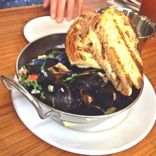 Penn Cove Mussels with Allagash White, Garlic, Shallot, Basil