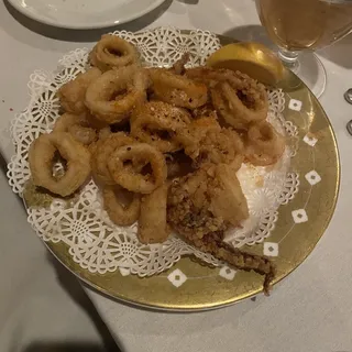 Crisp Fried Calamari