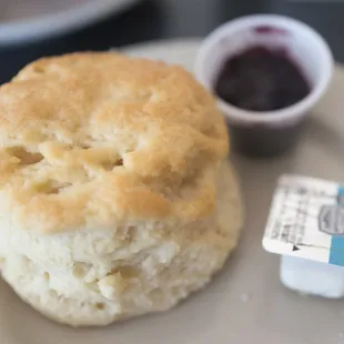 Amuse-bouche is biscuit with blackberry jam.