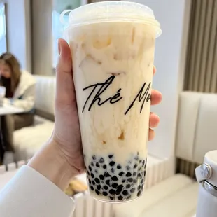Th Moon Mountain Oolong Milk Tea, their boba is mini!
