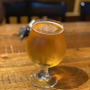 Southern Star Bombshell Blonde (TX Blonde Ale)