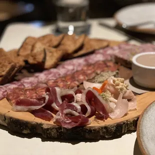 5 typed Charcuterie