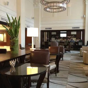 Westin Book Cadillac Detroit Motor Bar view toward bar