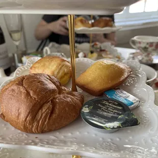 Tier 2 - breads/pastries