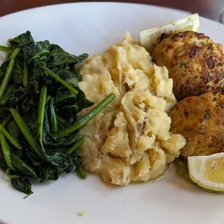 Crab Cake Dinner