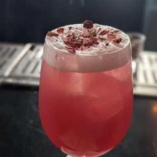 Rainier Rose (gin, roses, lemon, pineapple, salt, tonic)