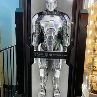 01.14.23 RoboCop EM-208