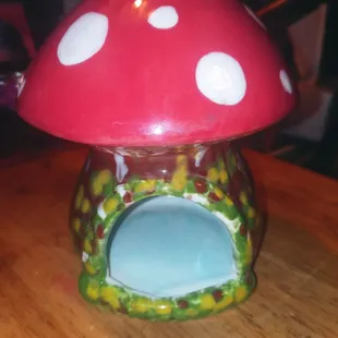 My little mushroom house turned out so cute!