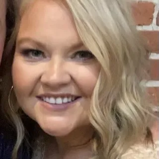 Laura K.