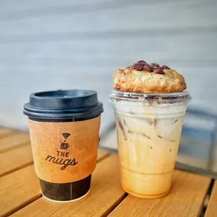 Cappuccino and Tiramisu Latte with Chocolate Chip &amp; Walnut Cookie