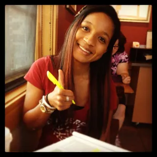 Victoria S.