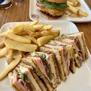 Clubhouse Club "Sammich" and Crispy Chicken Sandwich