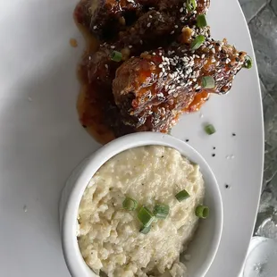 Fried ribs and grits