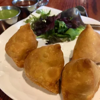 Aloo Green Peas Samosas
