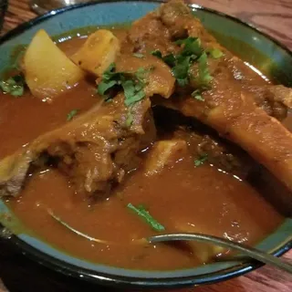 Mynt Lamb Shank Vindaloo