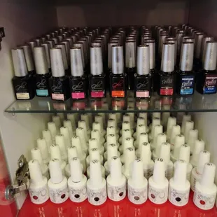 Over 200 shellac colors