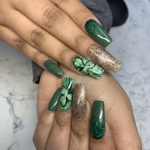 St Patrick Day nails