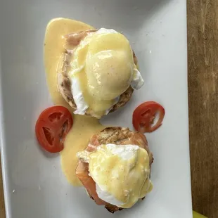 Crab Benedict