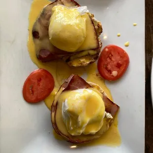 Eggs Benedict