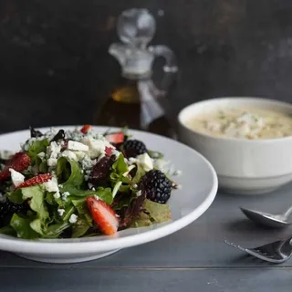 Salad of Nuts & Berries