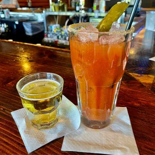 drink, oysters and mussels