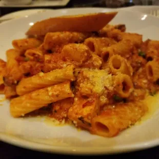 spicy rigatoni