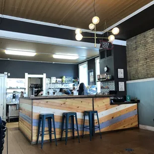 Front bar space