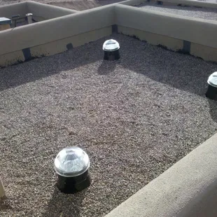 Yes we can install on flat roofs.