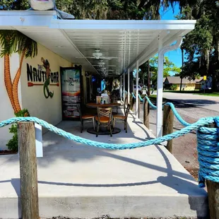 Sept 2022: The front patio-- dog friendly