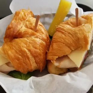 Cranberry Turkey Croissant