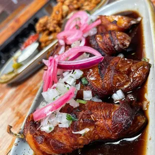 chicken wings and fried chicken, food