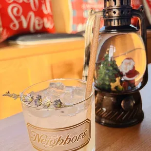 Vodka+lavender+lemon... so refreshing!