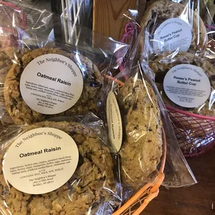 a variety of cookies