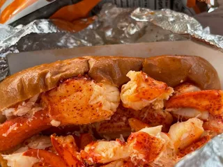 Joel’s Lobster Rolls