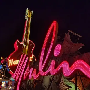 Moulin Rouge sign