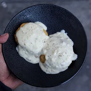Home made buttermilk biscuits topped with our signature sausgae gravy
