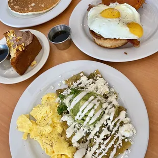 Breakfast Poutine