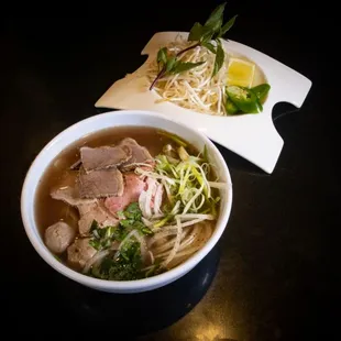 Beef Noddle Pho &amp; Tom Yum Pho