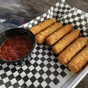 Mozzarella sticks